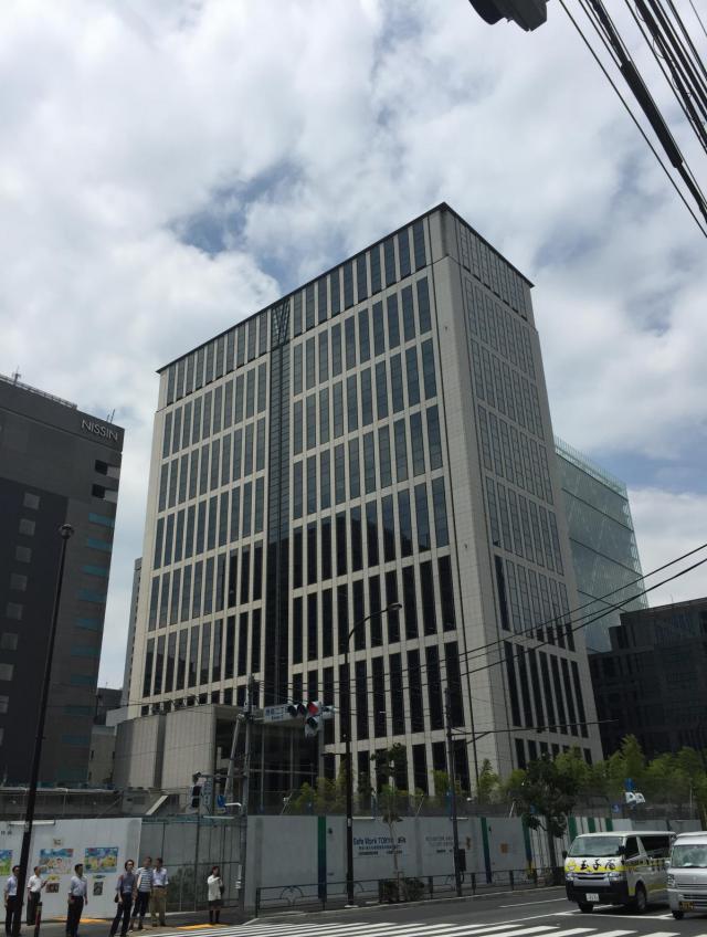 Wビル
