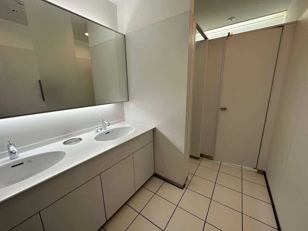 ビュレックス京橋のトイレ写真