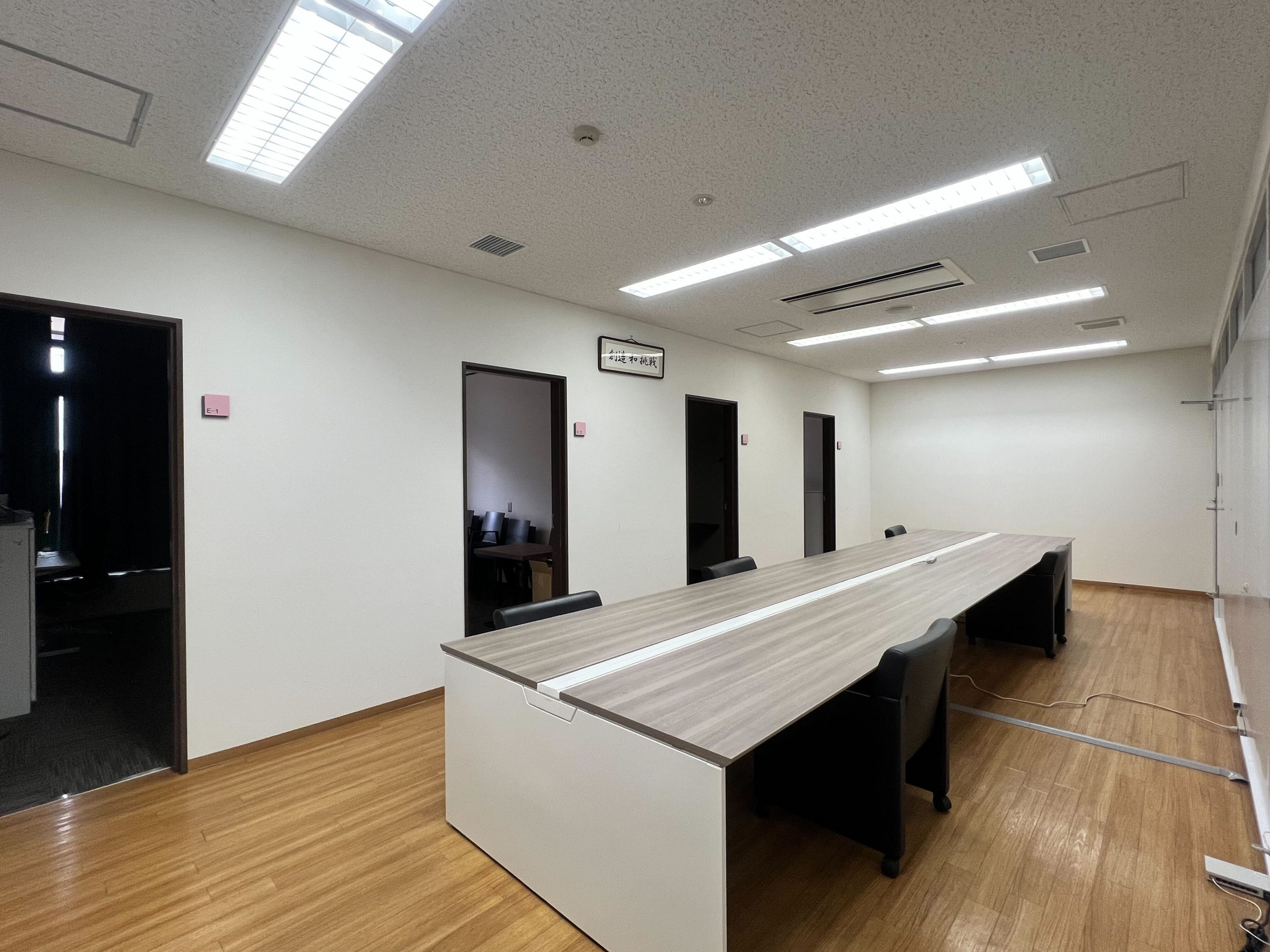 IIF 横浜都築R&Dセンターの個室ブース区画