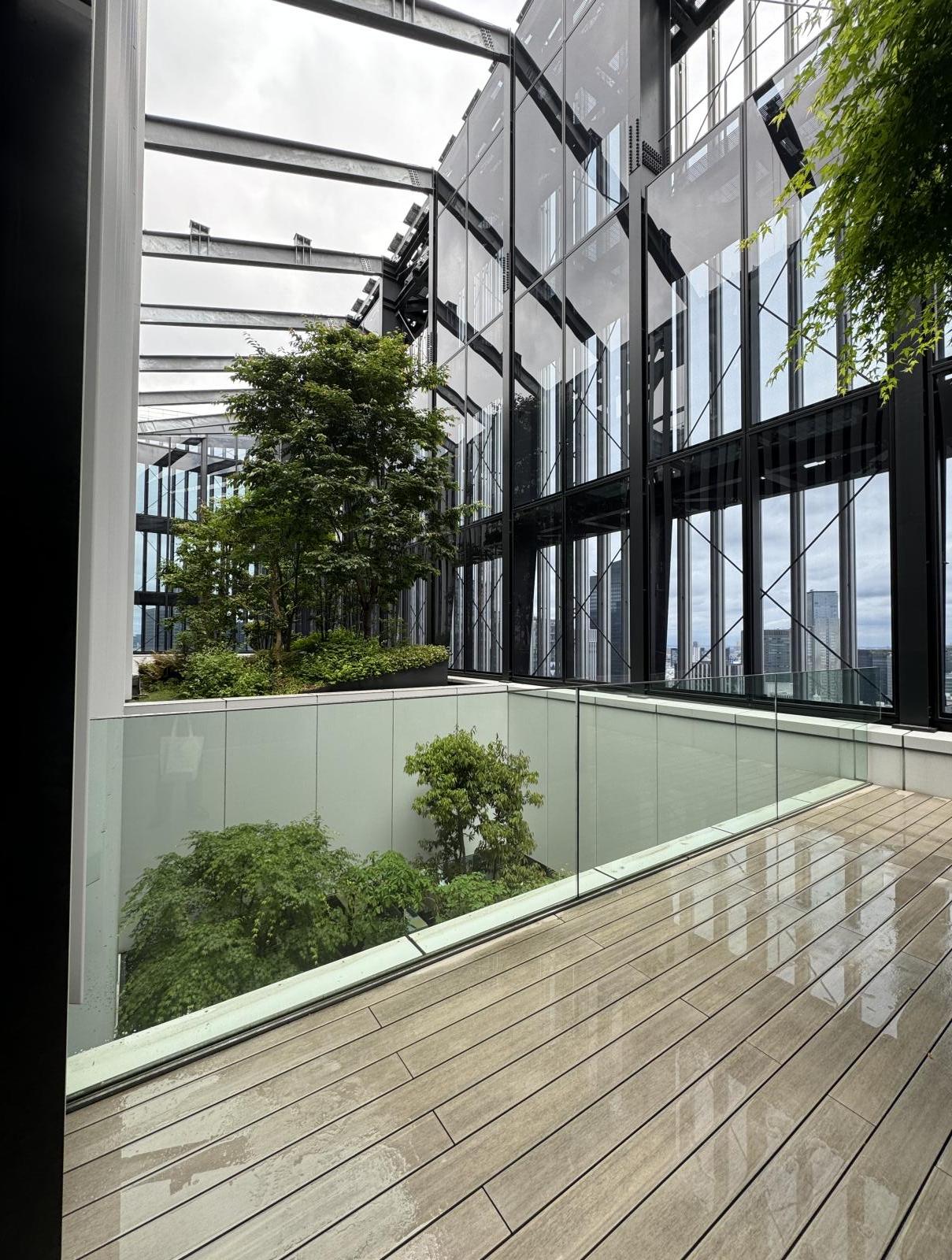 「ミュージアムタワー京橋」屋上庭園