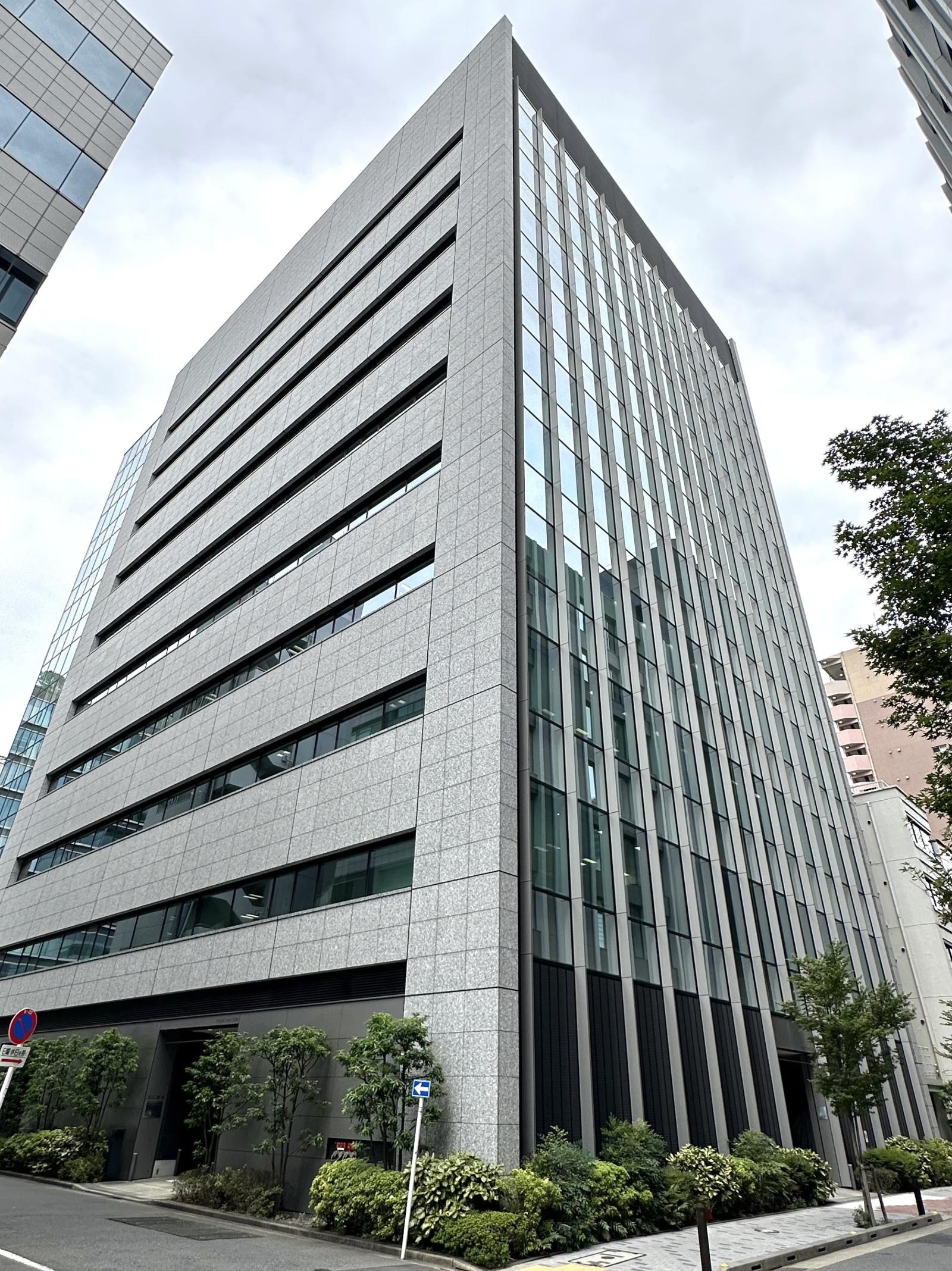 「住友商事京橋ビル」外観