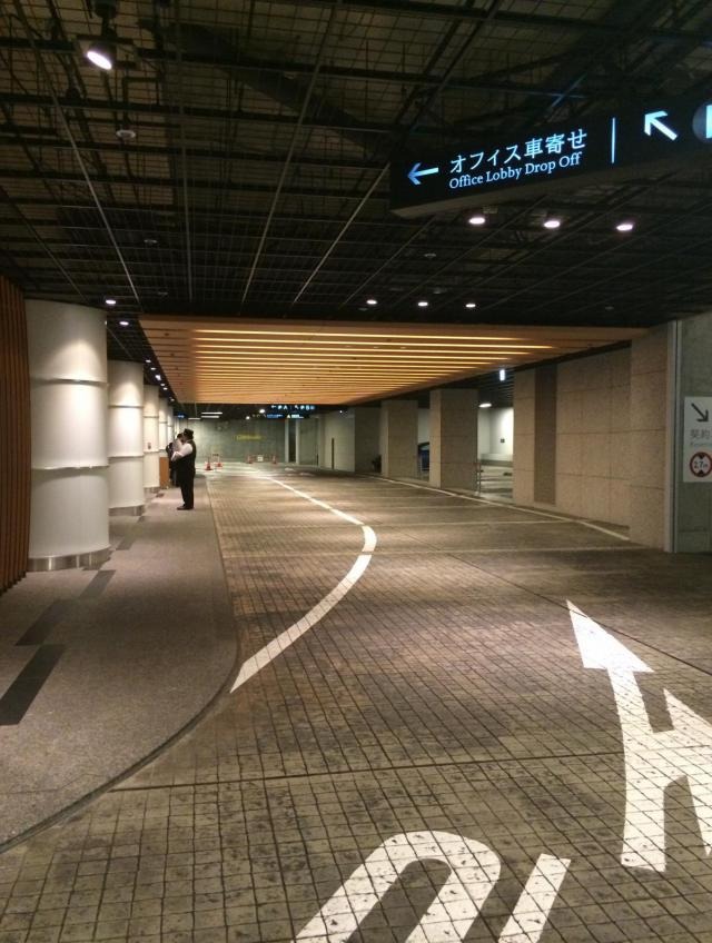 「アークヒルズ仙石山森タワー」駐車場
