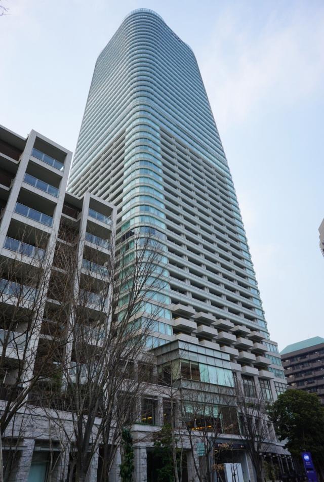 「アークヒルズ仙石山森タワー」外観
