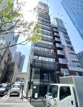 渋谷フランセ奥野ビルのエントランス