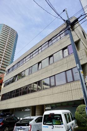 トーワ西新宿ビルの外観写真