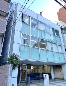 西新宿小林ビルの外観写真