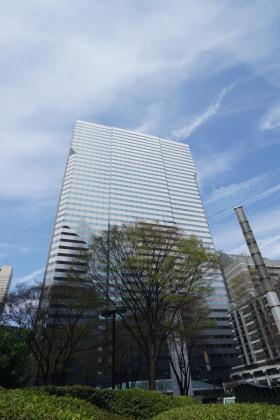 新宿アイランドタワーの外観写真