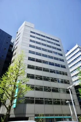 西新宿高木ビルの外観