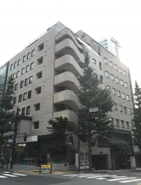 紀尾井町鶴屋ビルの外観