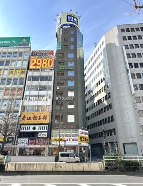 ラウンドクロス西新宿ビルの外観写真