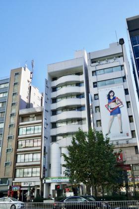 SANWA青山ビルの外観写真