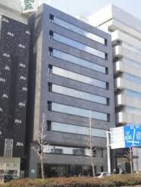 共立新横浜ビルの外観