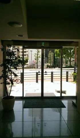 横浜西共同ビルの内装
