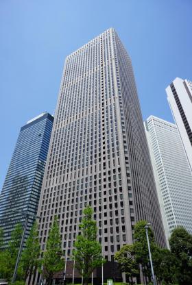 新宿センタービルの外観写真