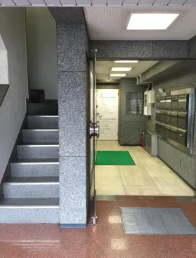 新宿エステートビルの内装