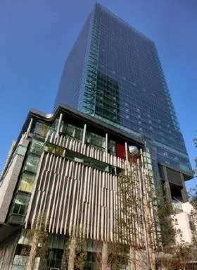 グランフロント大阪タワーBの外観