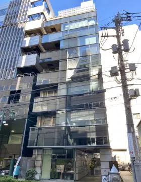 東京136ビルの外観