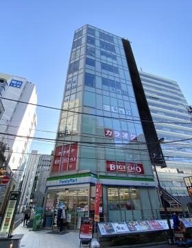 MPR御茶ノ水駅前ビルの外観写真