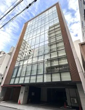 上村工業東京支社ビルの外観