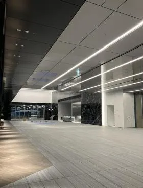 横浜シンフォステージ イーストタワービルの内装