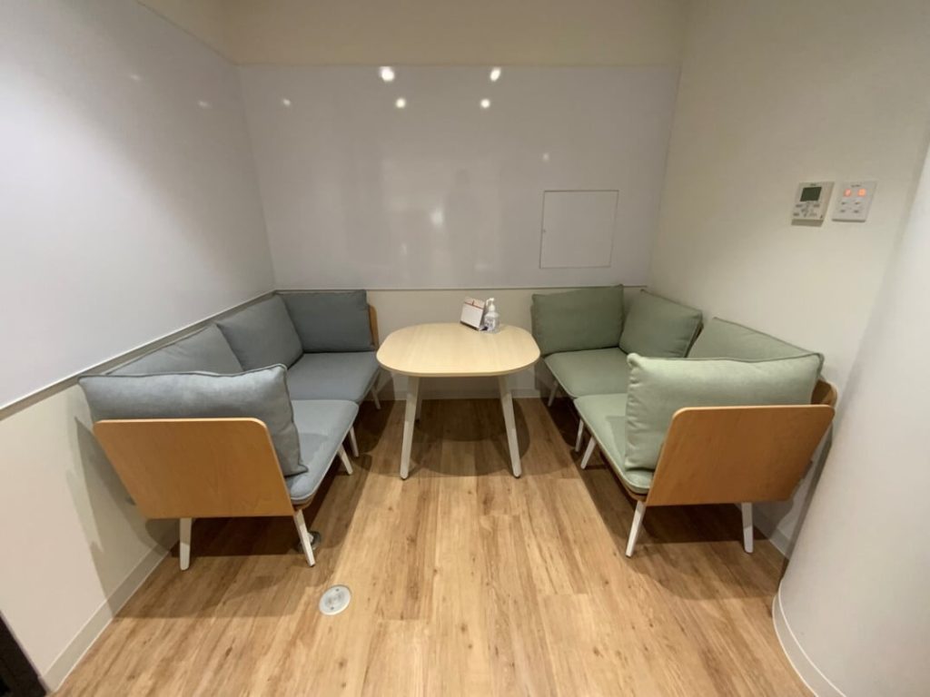 株式会社ICCコンサルタンツ(接客ブース)