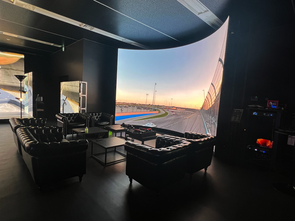 ROEビジュアルジャパン株式会社のオフィス兼ショールーム